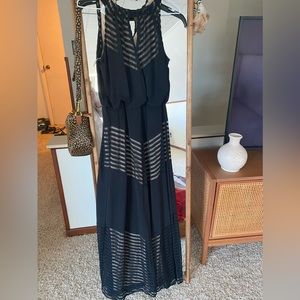 London Times Black/Nude along Formal Dress Size 6